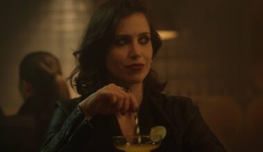Mel Lisboa: vítima de abuso vira justiceira no filme Atena - 31/07/2025 - Cinema e Séries