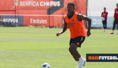 Notícia TVI/CNN: Florentino titular, João Veloso no banco no dérbi