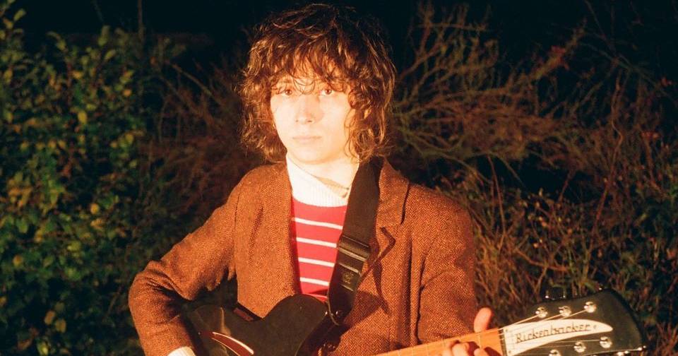 De repente, aparecem os Sharp Pins e somos jovens para sempre outra vez: como um disco ‘indie’ ainda consegue mudar as nossas vidas
