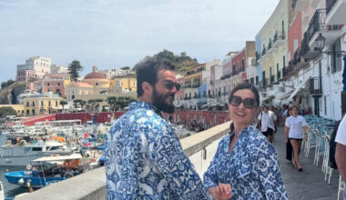 Fátima Bernardes combina look com namorado durante viagem | Celebridades