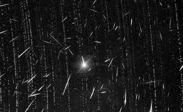 Registros da chuva de meteoros Delta Aquáridas em São Paulo (SP) -  (crédito: Adriano Fonseca Sorocaba/Projeto Exoss )