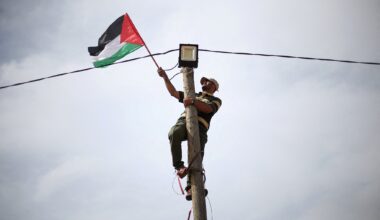 Hazem em Gaza: “Fiquei ali à procura de pedaços da minha mulher e do meu bebé” | Israel