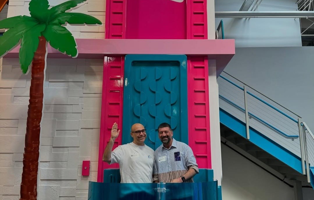 Dupla de designers de roupa da Barbie morre em acidente em Itália | Moda