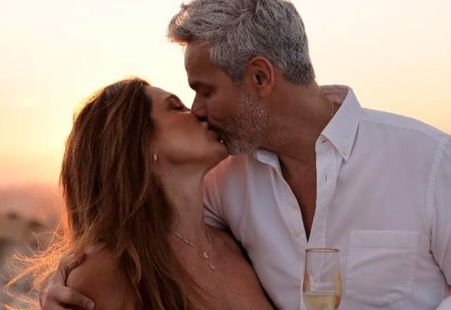 SBT TV | Flávia Alessandra e Otaviano Costa renovam votos de casamento na Capadócia
