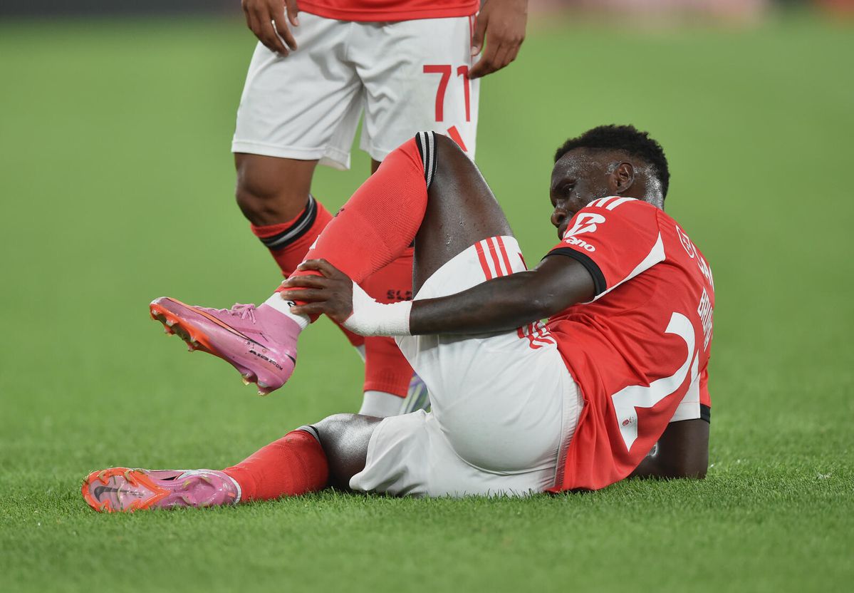 Benfica: Otamendi envia mensagem a Bruma