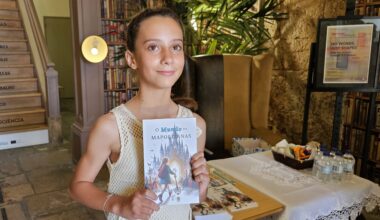 Rita Clara Sousa é a autora do livro "O Mundo das Mapolitanas"