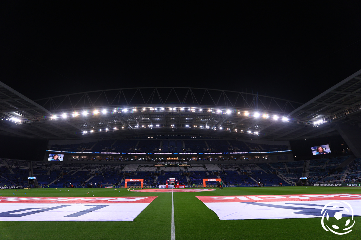 Futuro reforço do FC Porto já está em Portugal
