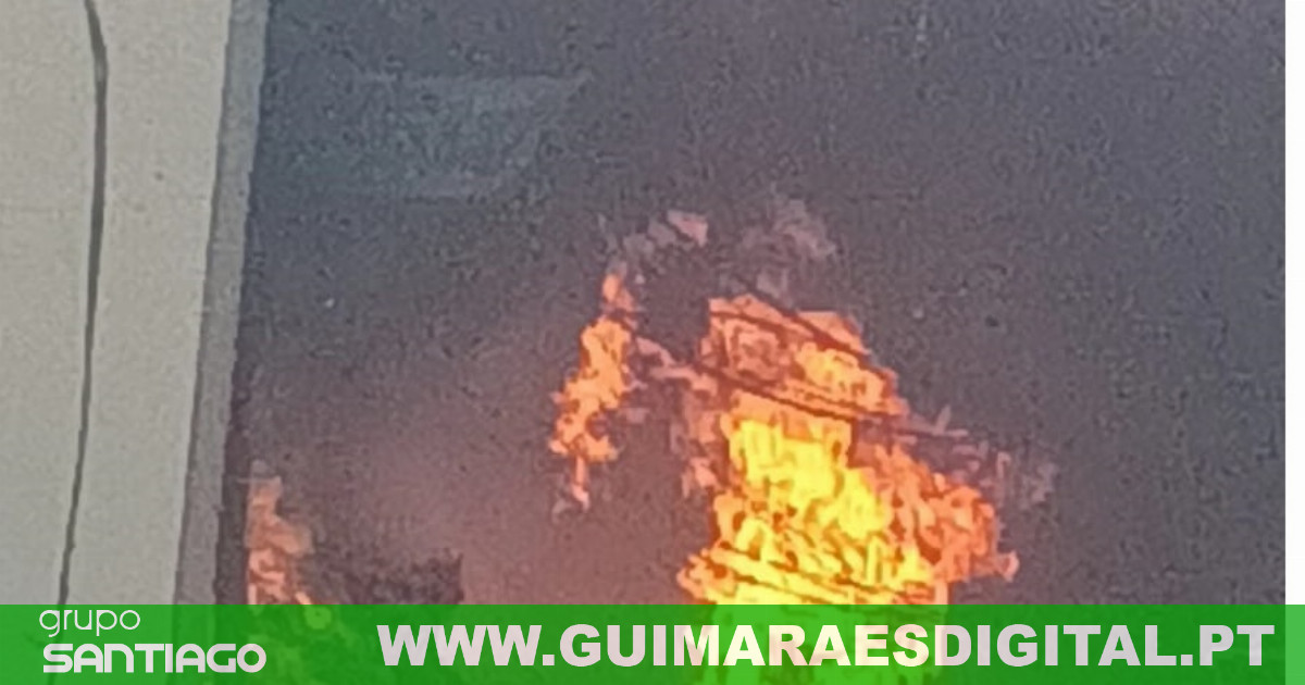 Incêndio numa fábrica de panificação em Polvoreira