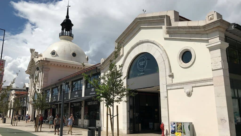 Incidente no Cais do Sodré ao pé do mercado da Ribeira