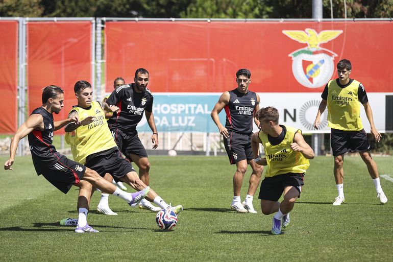 ‘Dores’ do Benfica de olho no Sporting