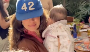 Andréia Horta faz rara aparição com a filha em seu aniversário