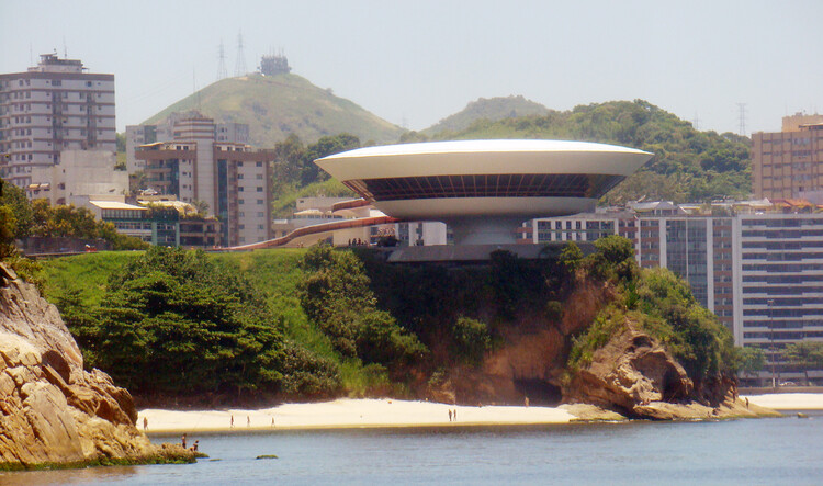 Contraste como estratégia projetual na arquitetura - Imagem 11 de 19