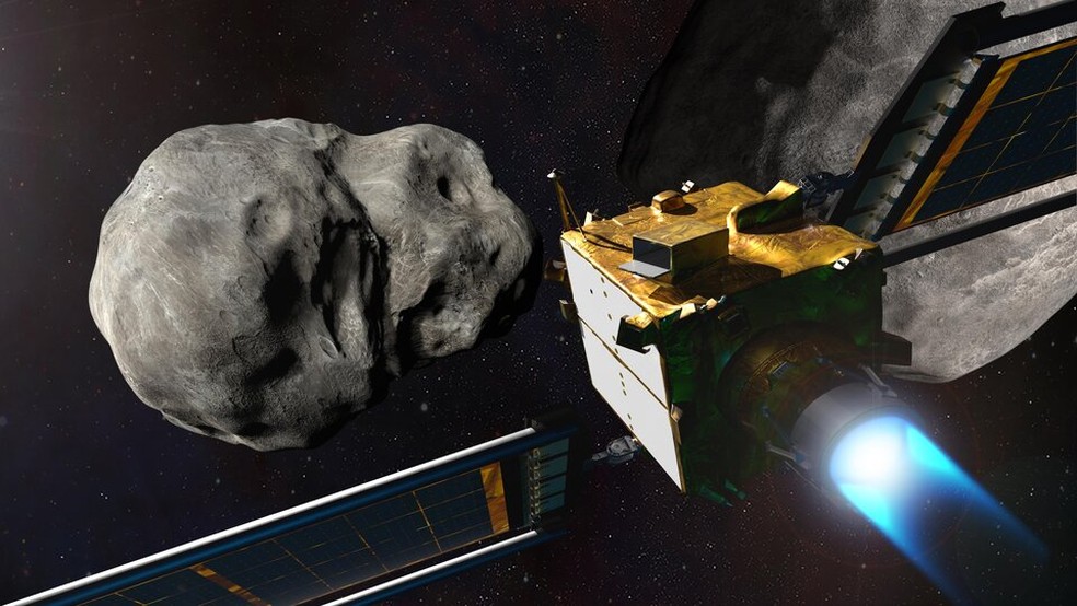Sonda DART se aproximando do asteroide — Foto: Divulgação/ESA
