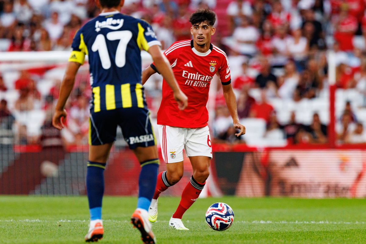 Benfica: João Veloso lidera batalhão de jovens