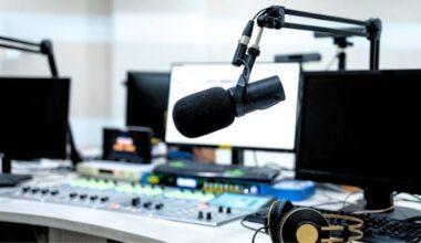 Rádio Educativa passa a tocar música estrangeira e se torna só mais uma emissora "normal"