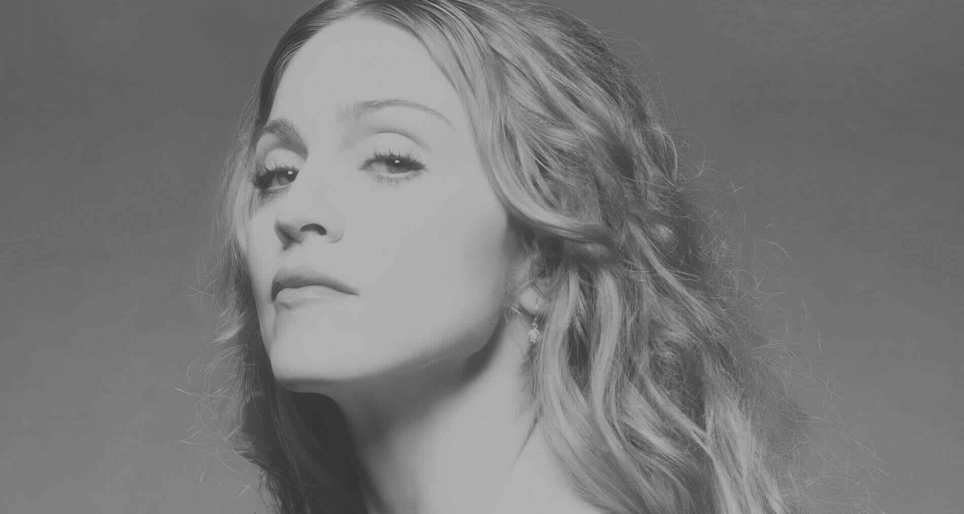 Madonna lança 'Veronica Electronica', remix de 'Ray of Light'