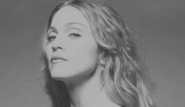 Madonna lança 'Veronica Electronica', remix de 'Ray of Light'
