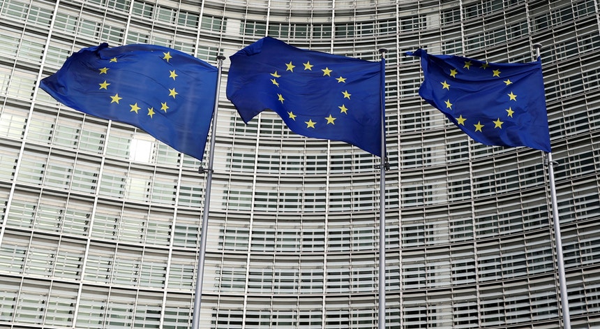 Bruxelas propõe suspensão parcial de Israel do programa de investigação Horizonte