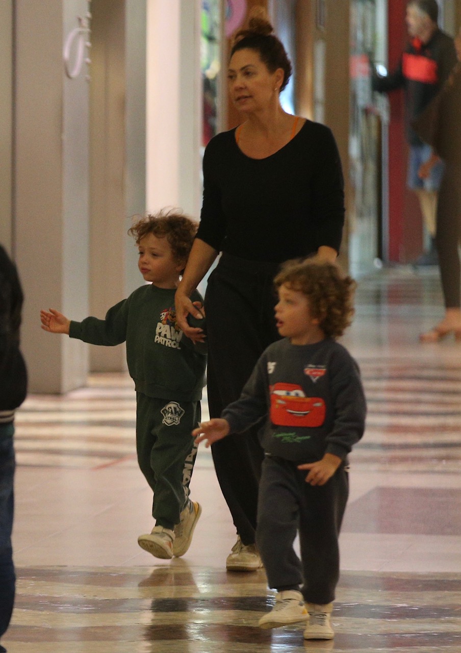 Fabiula Nascimento curte passeio com os filhos - Foto: Thiago Martins / AgNews
