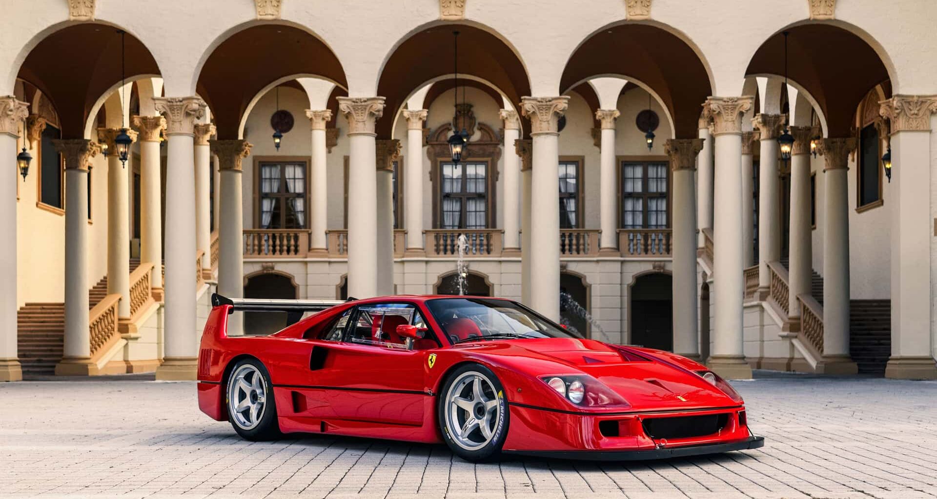 Esta Ferrari F40 vai a leilão e pode ser a mais cara do mundo
