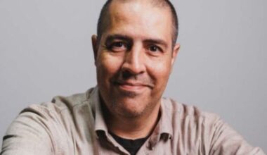 Autor de Santo André lança livro que revela vidas invisíveis nas cidades