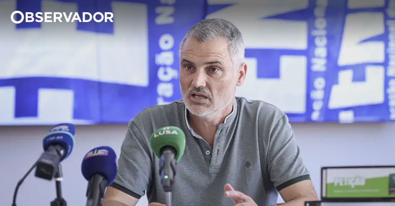 Falta de professores "só se resolve" com revisão do Estatuto – Observador