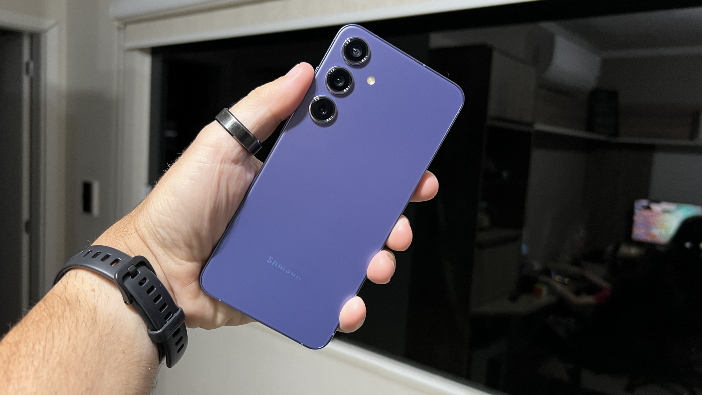 MENOR PREÇO | Galaxy S24 Plus tem desconto histórico na Amazon