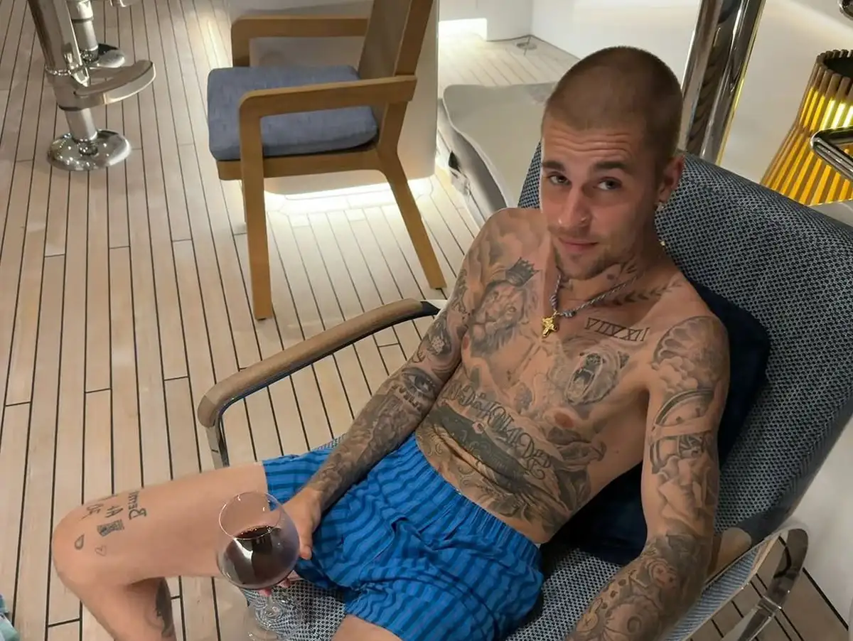 Billboard Hot 100: Justin Bieber cai e "Ordinary" bate 9 semanas no topo