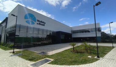 Maior fábrica de mosquitos do mundo é inaugurada e promete reduzir casos de dengue e zika no Brasil