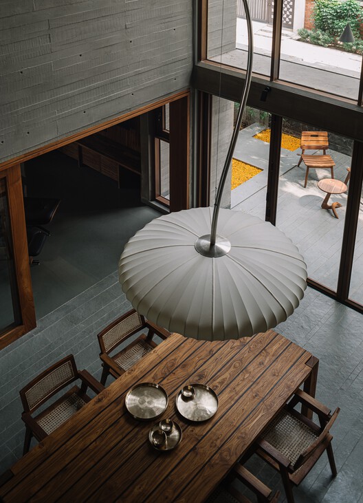 Casa MS / Studio Saransh - Fotografia de Interiores, Madeira, Iluminação