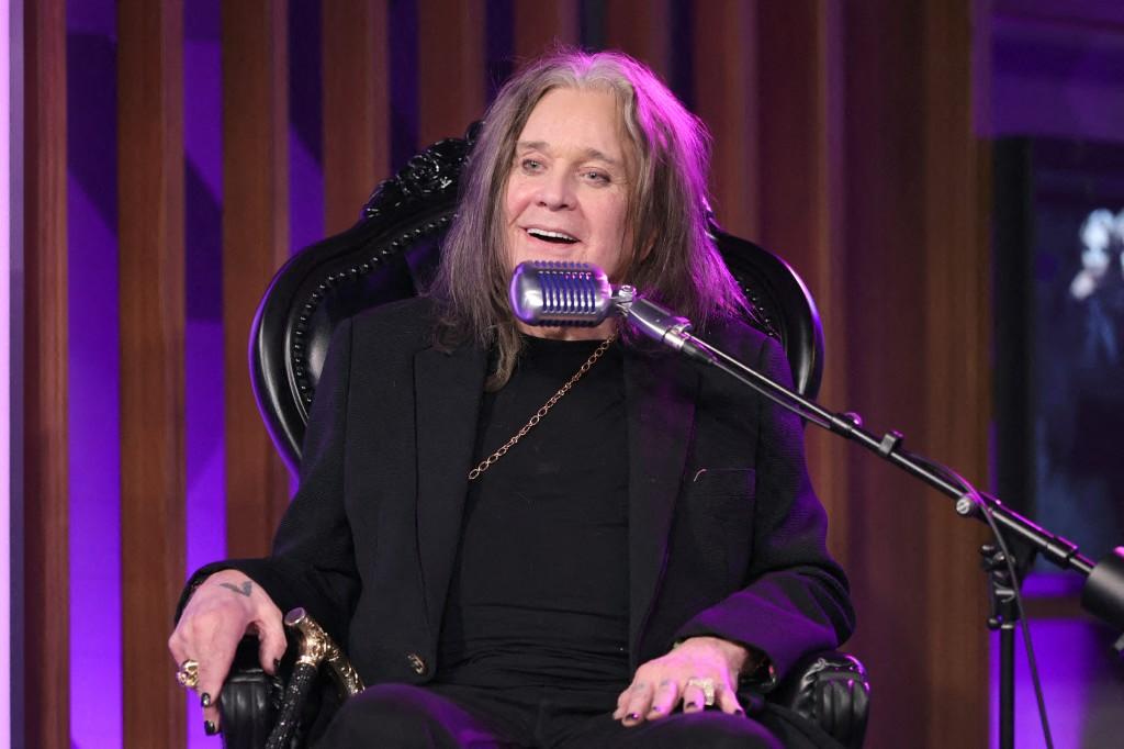 Família e amigos de Ozzy Osbourne se despedem do músico; confira fotos - Diário do Nordeste
