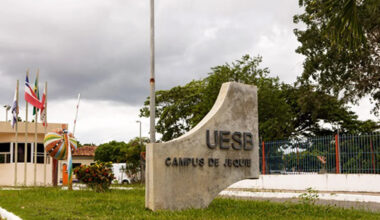 Universidade baiana divulga lista de livros e filmes que serão cobrados no vestibular