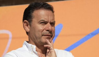 50 mil euros para bombeiros, lay-off mais simples e uma gafe de "estremecer". Governo e os fogos