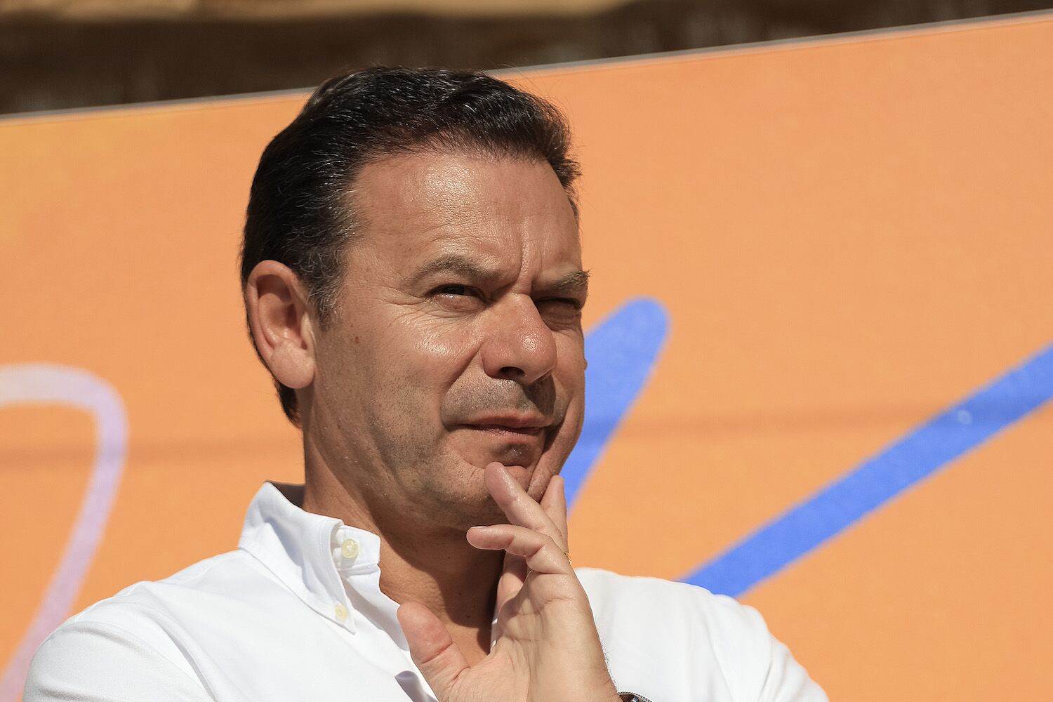 50 mil euros para bombeiros, lay-off mais simples e uma gafe de "estremecer". Governo e os fogos