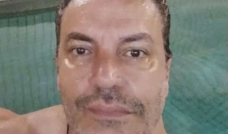 Hoje longe da TV e da fama, galã de 'Terra Nostra' foi modelo, lavador de barcos e sofreu ao ser despejado; veja 10 curiosidades.