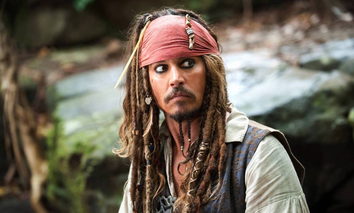 Johnny Depp pode voltar ao papel de Jack Sparrow em 'Piratas do Caribe 6', afirma produtor