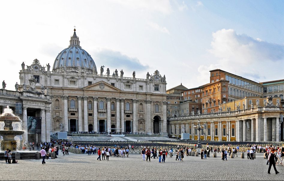 "Chave mestra" que muda os IBAN. Escândalo de lavagem de dinheiro abala o Vaticano