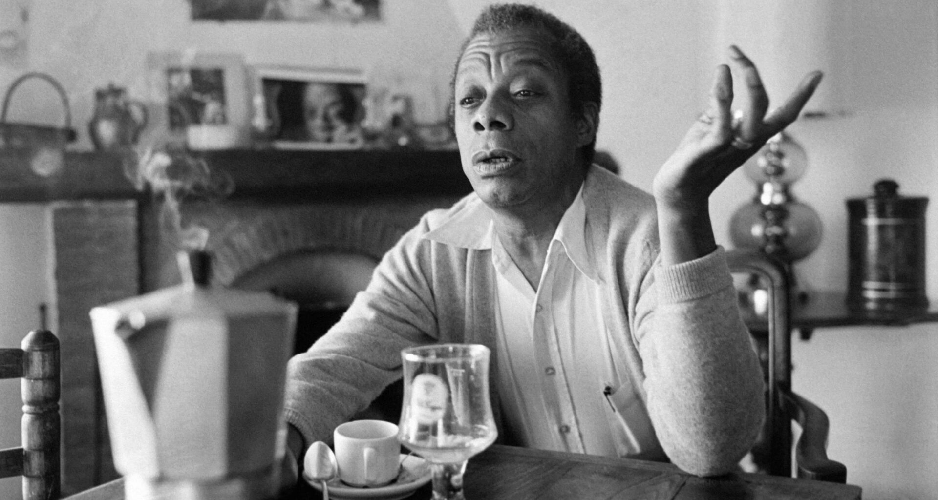 Livro de James Baldwin revela dilemas morais e religiosos - 10/08/2025 - Ilustrada