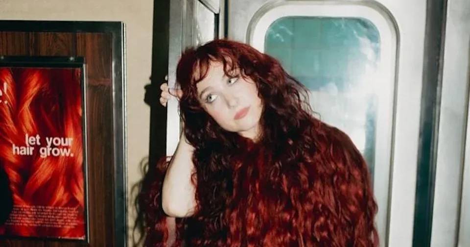 Música nova para o fim de semana: a generosa surpresa de Hayley Williams (Paramore), o amor de verão dos Parcels e o metro de Chappell Roan