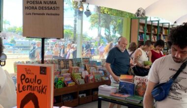 A piada ouvida na Flip por causa dos livros de decoração de Rafa Kalimann