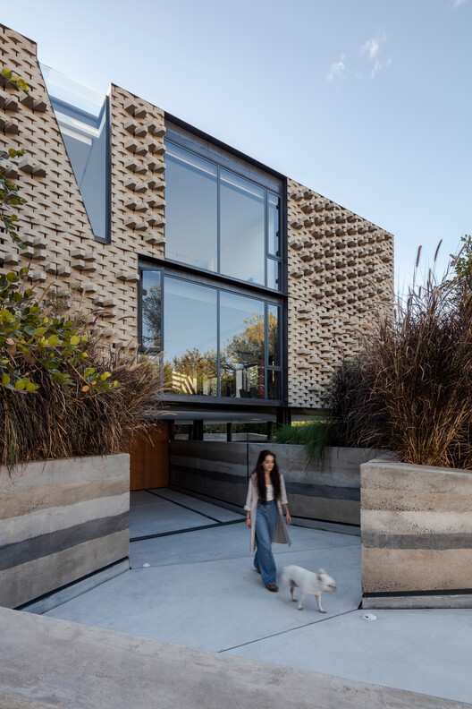 Casa nos Andes / ODD ARCHITECTS - Imagem 4 de 19