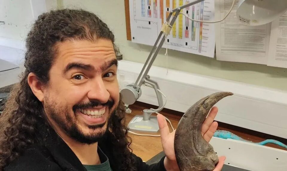 YouTuber Pirulla deixa o hospital após dois meses de internação