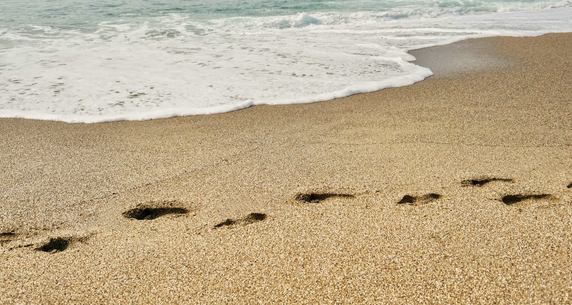 Cascais: Homem agredido na praia após suposta importunação sexual