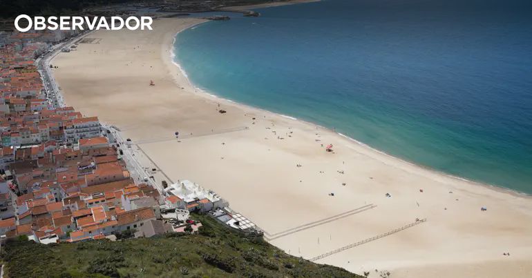 70 pessoas assistidas após contaminação na praia da Nazaré – Observador