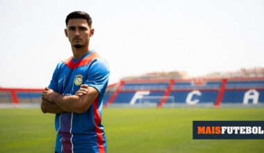 OFICIAL: Alverca contrata ex-Manchester City para o ataque