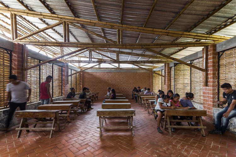 Da extração à regeneração: como a arquitetura pode contribuir para a mudança no desenvolvimento rural da América Latina - Imagem 2 de 14