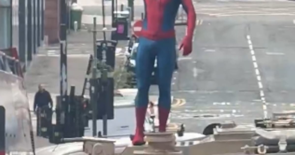 Filmagens de ‘Homem-Aranha 4′ transformam Glasgow em Nova York; veja imagens – R7 Entretenimento