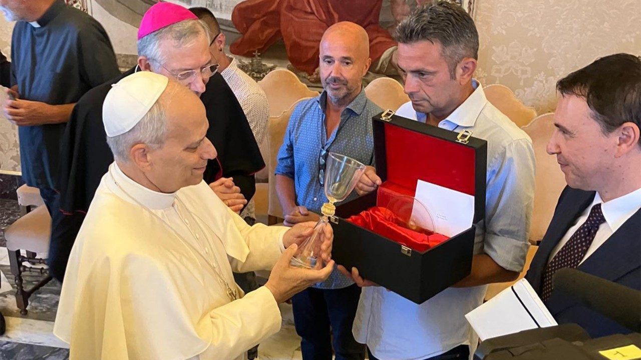 Jubileu: três detentos de Veneza encontram o Papa