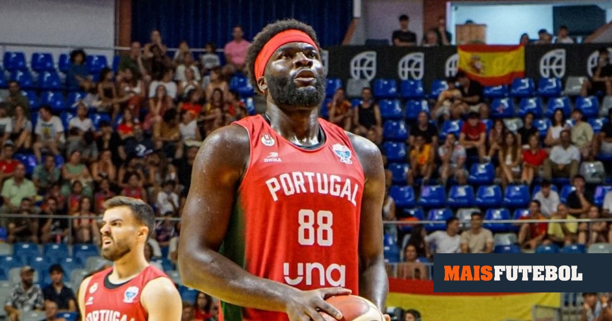 Basquetebol: Neemias lesionado na derrota de Portugal contra Espanha B