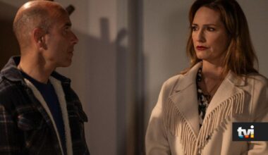 Vem aí em «A Protegida»: Óscar conta toda a verdade a Clarice, deixando-a em lágrimas - Novelas